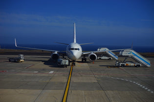  aircraft-on-runway